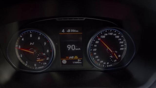 Essai Hyundai I30 N - WHAT A SOUND!!! - Le Vendeur Automobiles смотреть онлайн