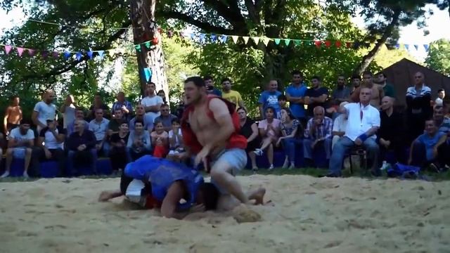 Грузинская борьба Чидаоба смотреть онлайн