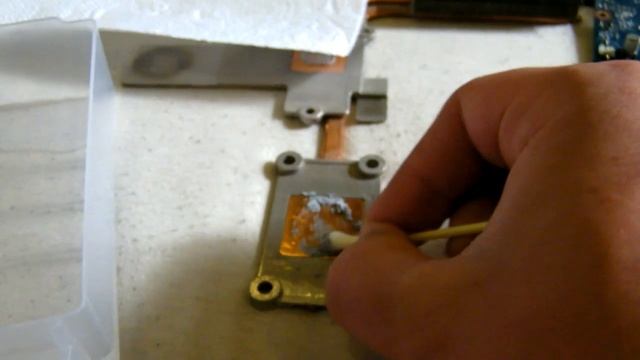 Informatique - 01 - Changement Processeur et Ram PC Portable Asus X93S смотреть онлайн
