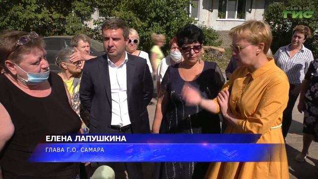 Глава Самары Елена Лапушкина побывала во дворах Промышленного района, где сейчас идет ремонт