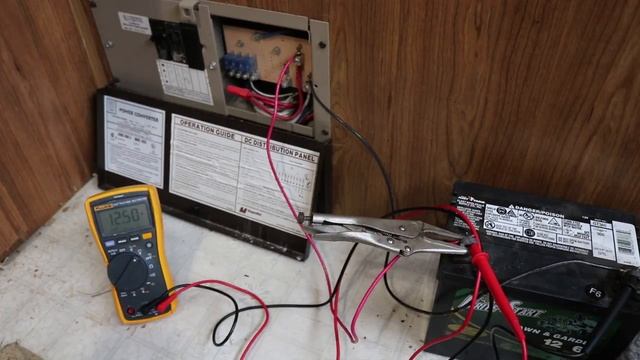 How to test an RV / Camper 12v Converter Simply смотреть онлайн