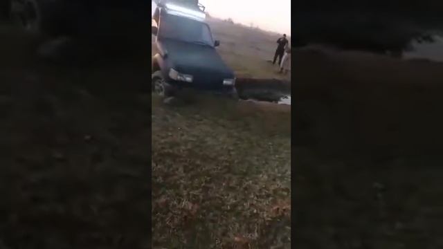 Перевернули Крузак. смотреть онлайн