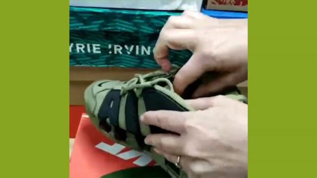 Nike Air More Uptempo 96 GS Dark Stucco смотреть онлайн