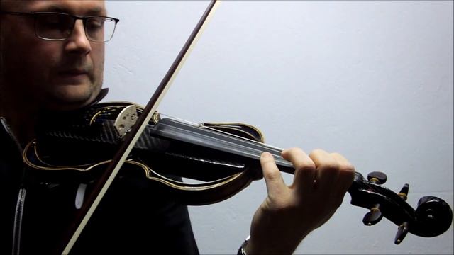 THE BLUE DIAMOND - Electric violin soundcheck смотреть онлайн