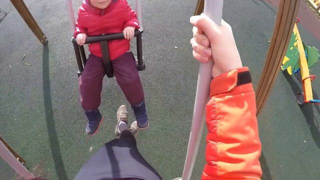 Международный женский день с родственниками, друзьями и собаками смотреть онлайн