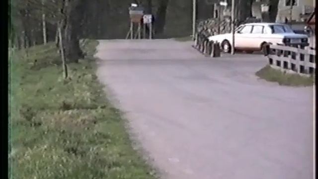 My Ford Sierra S with Cosworth wing.. смотреть онлайн
