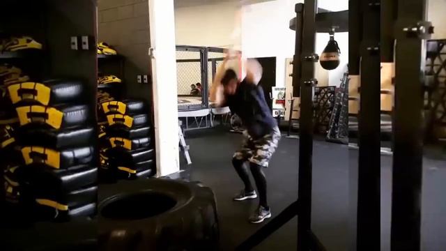 ARTUR BETERBIEV, ISLAM MAKHACHEV, DMITRY BIVOL STRENGTH AND CONDITIONING TRAINING! смотреть онлайн