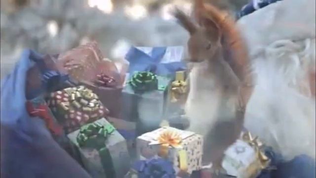 Новогодние заставки Первого Канала белка и Дед Мороз #22 2021 смотреть онлайн