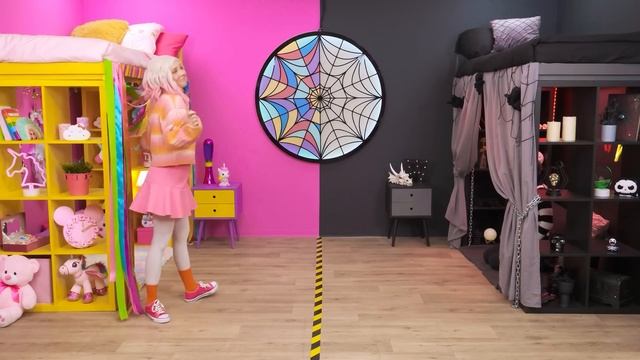 Секретные Домики под Кроватью с Уэнсдей Аддамс | Смешные Моменты от BaRaDa Challenge смотреть онлайн