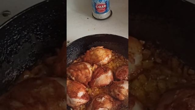 куриные бедра/ тушёные бедра/ вкуснятина смотреть онлайн