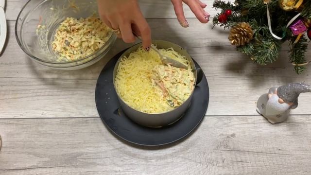 Салат НОВОГОДНИЙ 2022 "Пингвины на Айсберге" смотреть онлайн