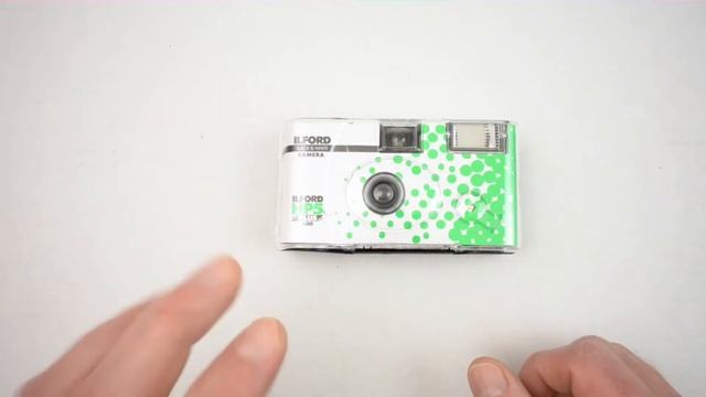 Ilford HP5 Disposable Camera Review and Disassembly смотреть онлайн