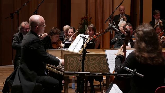 Handel's Air from the Water music; FestspielOrchester Göttingen, Laurence Cummings, director HWV 34 смотреть онлайн