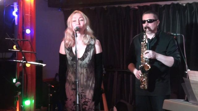 БЕССАМЕ МУЧО