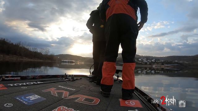 How to Damiki Rig Spring Bass with KVD смотреть онлайн