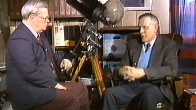 Eyewitness Arthur G. Stancil & researcher Raymond Fowler on the 1953 UFO crash in Kingman, Arizona смотреть онлайн