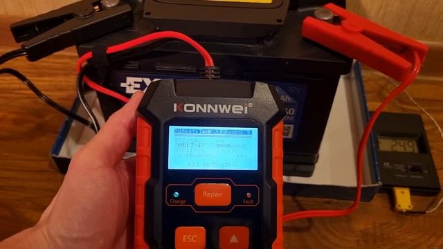 Тестер АКБ с функцией восстановления, зарядное устройство, 3 в 1 Konnwei KW520 смотреть онлайн