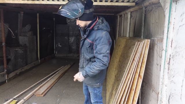 КУПИЛИ ГАРАЖ НЕ ГЛЯДЯ, А ТАМ МЕДНЫЙ КЛОНДАЙК, ПРОКАЧАЛИ ГАРАЖ ДЕДА!