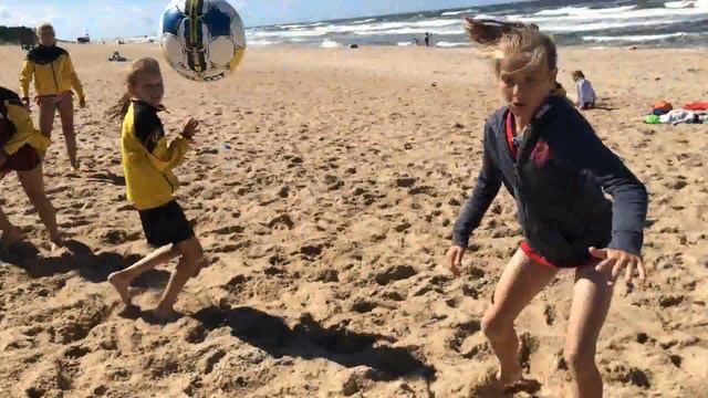 Женский футбол. Palanga 2017. Как мы отдыхаем... смотреть онлайн