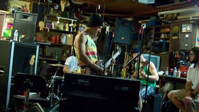 YOUR MOM - sublime cover perfect world смотреть онлайн