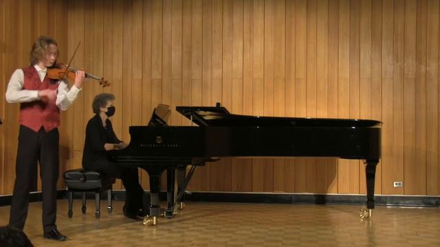 Korngold Violin Concerto (Moderato Nobile) - Carter Fogg смотреть онлайн