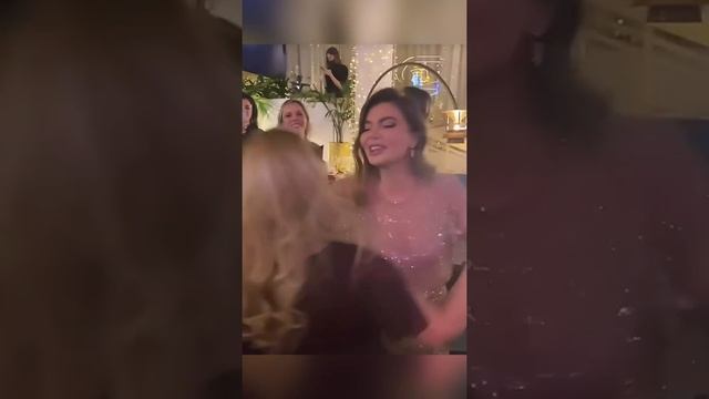 Алина Кабаева зажгла на вечеринке "Небесная грация"! Танцы Алины Кабаевой смотреть онлайн