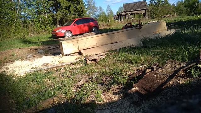 Пилим в лесу доски смотреть онлайн