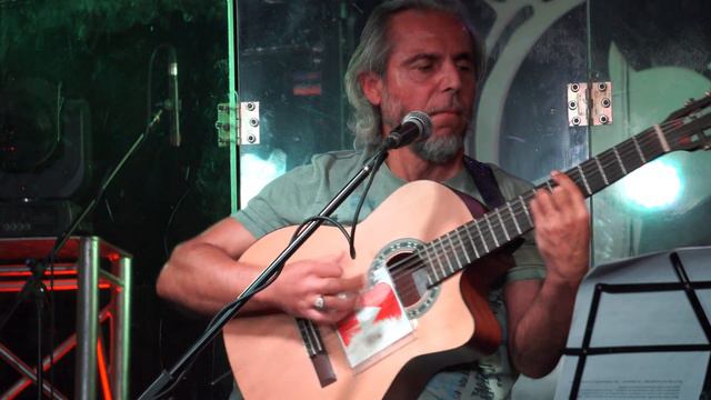 Garri Pat at the rock bar. Fingerstyle potpourri. смотреть онлайн