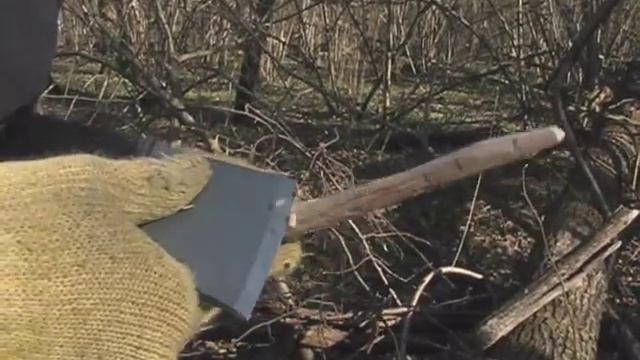 Fiskars Axe X10 Testing, Carving A Spoon ( Тест топора Fiskars)