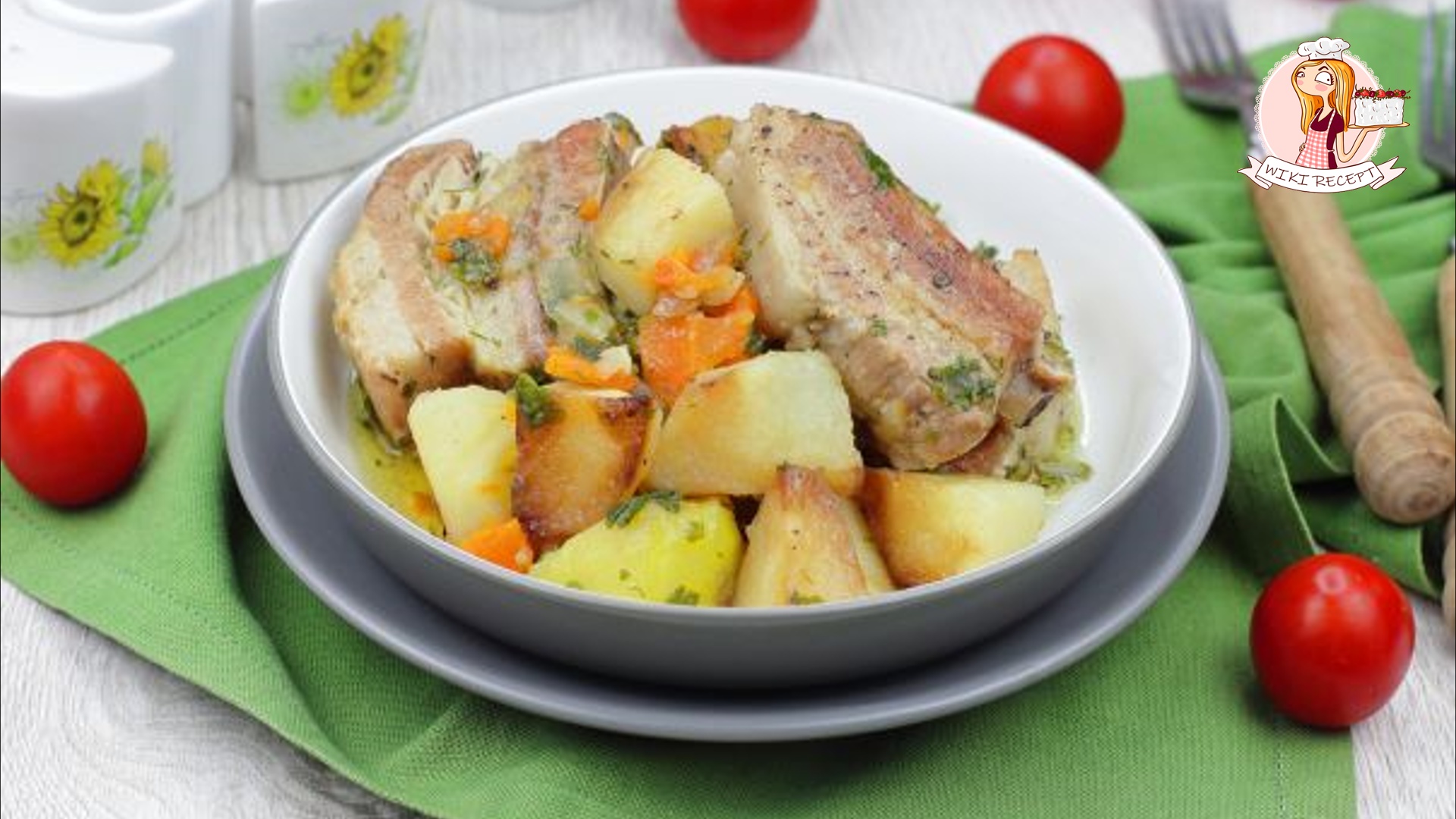 СВИНЫЕ РЕБРЫШКИ, тушеные с КАРТОШКОЙ. Как вкусно потушить картошку с мясом смотреть онлайн