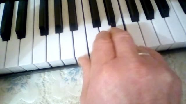 Рома Жуков. Первый снег. припев. смотреть онлайн