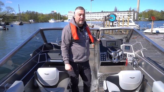 Voyager 700 Open - 2020