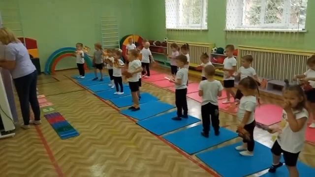 Утренняя зарядка в средней группе смотреть онлайн