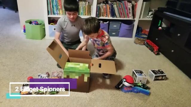 $40 Mystery Minecraft Box смотреть онлайн