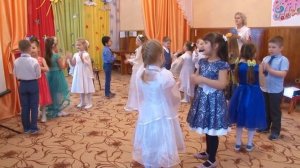 Песня-приветствие «„Здравствуй» говори»