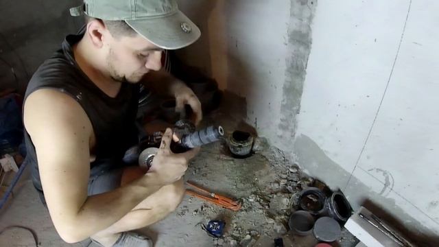 Как опустить канализационный Тройник без соседей смотреть онлайн