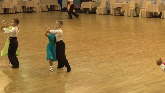 Агафонов Роман - Соколова Маргарита, Quickstep смотреть онлайн