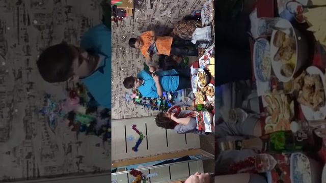 Новый год 2022!!! Наша семья! смотреть онлайн