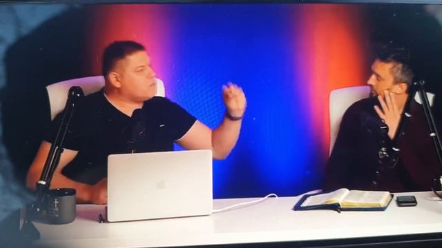 ПОЧЕМУ Я НЕ МОГУ ЛЮБИТЬ ЛЮДЕЙ? смотреть онлайн
