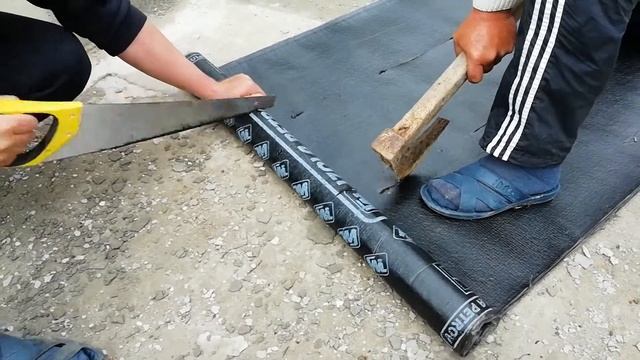 Изоляция. Режем рубероид для изоляции фундамента смотреть онлайн