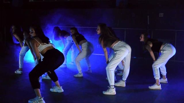 Синий Lamborghini Jazz Funk Dance / CHOREO by Julia Skubieva / Студия танца Багира смотреть онлайн
