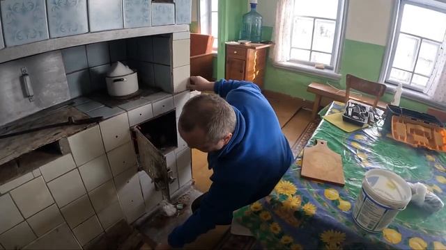Электричество убивает.Очистка крыши.Прыжок в бездну. смотреть онлайн
