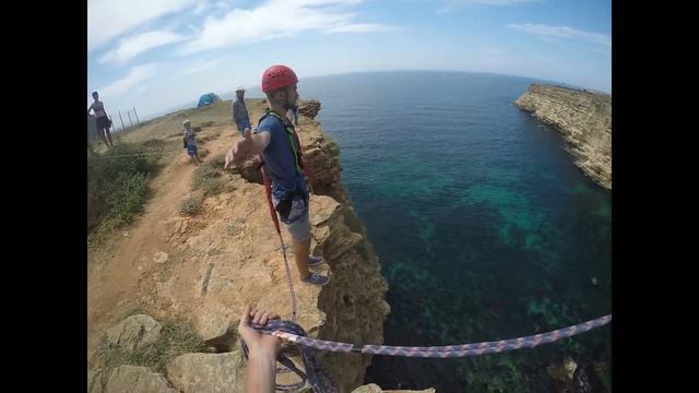 Лавров Дима Прыжки с веревкой в Крыму Jump&Fly смотреть онлайн