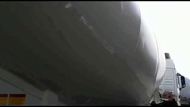 Отгрузка клиенту цементовоза GT7 V-34 с компрессором смотреть онлайн