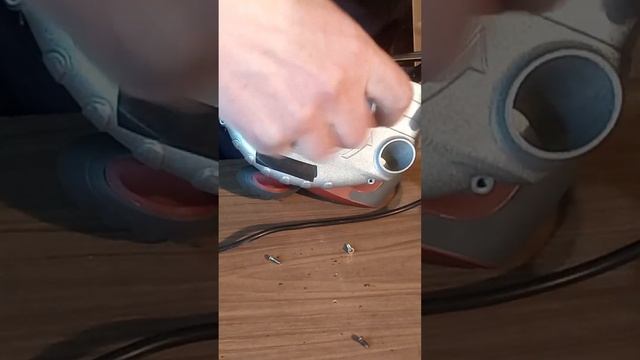 Как открутить шуруп с сорванной крестовиной смотреть онлайн