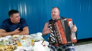 Есть красивая, одна девушка на земле