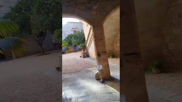 Средневековый замок в Испании, в котором снимали сериал Игра престолов #история #архитектура #short смотреть онлайн