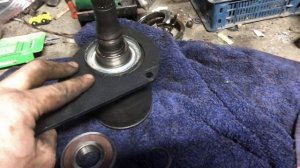 Отвязка переднего моста на Ниве