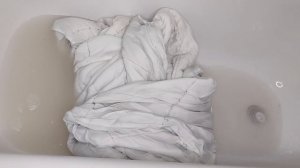 СТИРКА ОДЕЯЛА без проблем. Как постирать большое одеяло, плед в домашних условиях