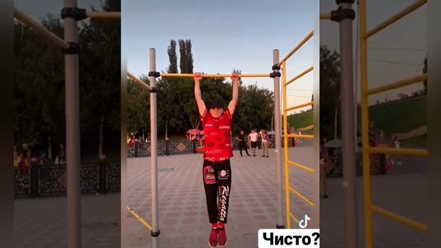 Подтягивания на турнике #workout смотреть онлайн